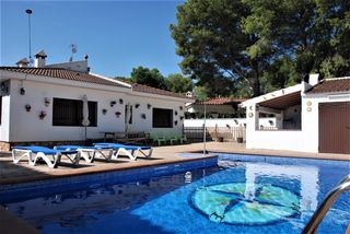 Alquiler de Temporada Chalet en Carrer garbi (tres cales), 15. Pocos metros del mar Alquiler de Temporada Chalet en Carrer garbi (tres cales), 15. Pocos metros del mar