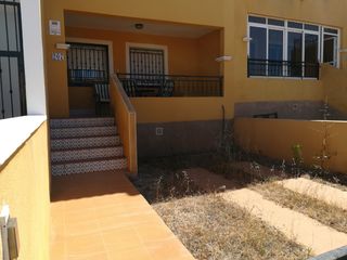 Piccolo appartamento in Avenida riegos de levante, 207. Planta baja con piscina Piccolo appartamento in Avenida riegos de levante, 207. Planta baja con piscina