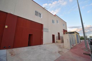 Nave industrial en Noroeste. Nave industrial en venta en santa pola de 300 m2 Nave industrial en Noroeste. Nave industrial en venta en santa pola de 300 m2