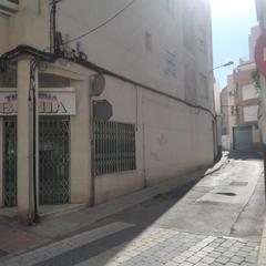 Local Comercial a Yerri. Se vende bajo comercial Local Comercial a Yerri. Se vende bajo comercial