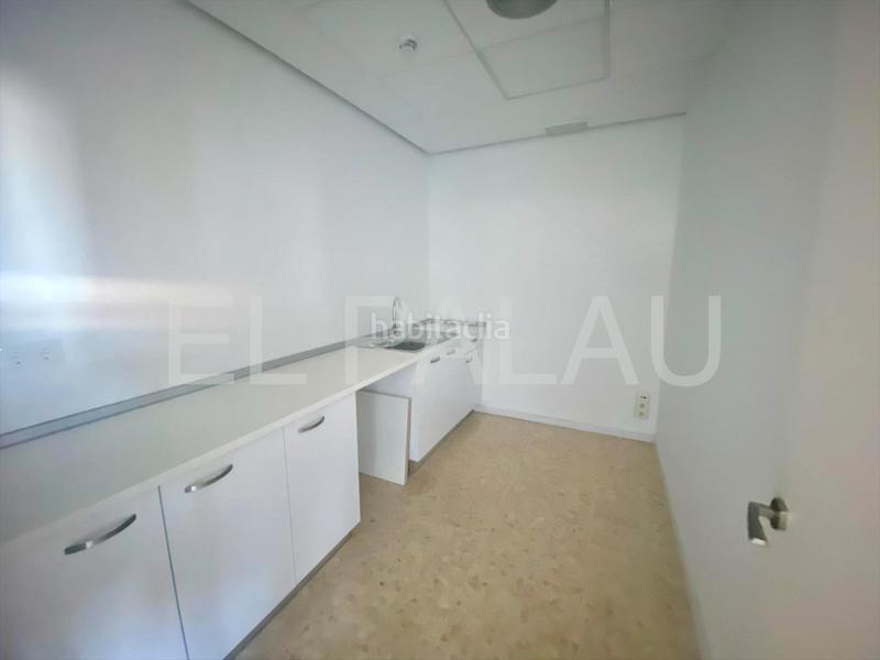 Foto a39d4059-d8a0-44a0-b85e-6442ece023a5. Miete büro in Alfafar Foto a39d4059-d8a0-44a0-b85e-6442ece023a5. Miete büro in Alfafar