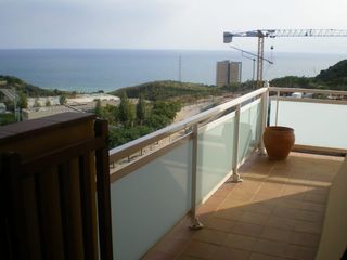 Ático Camí bateries. Atico soleado con vistas Ático Camí bateries. Atico soleado con vistas