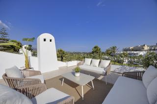 Àtic a Nueva Andalucía centro. Apartamento renovado en el corazón de nueva andalucía Àtic a Nueva Andalucía centro. Apartamento renovado en el corazón de nueva andalucía
