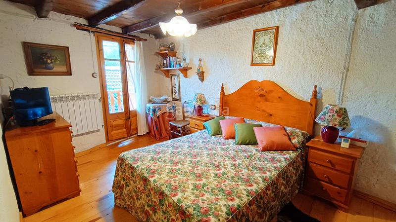 Foto bf00a763-53a0-4317-8587-cbcdee6fa9cd. Casa amb xemeneia calefacció a Vall de Cardós Foto bf00a763-53a0-4317-8587-cbcdee6fa9cd. Casa amb xemeneia calefacció a Vall de Cardós