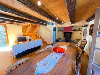 Casa a Carrer unica 7. Casa reformada amb cobert i jardí Casa a Carrer unica 7. Casa reformada amb cobert i jardí