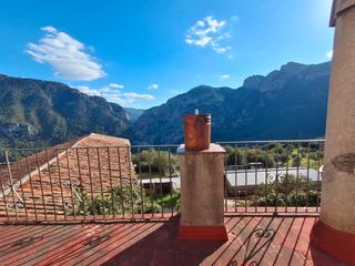 Casa a Baix Pallars. Casa de poble amb era, paller i terreny, a baix pallars Casa a Baix Pallars. Casa de poble amb era, paller i terreny, a baix pallars