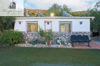 Masia a Barrio de la Vega. Cortijo en el llano de huenes, monachil Masia a Barrio de la Vega. Cortijo en el llano de huenes, monachil