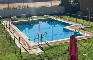 Lloguer Pis Villavieja. Magnífico piso con piscina comunitaria Lloguer Pis Villavieja. Magnífico piso con piscina comunitaria