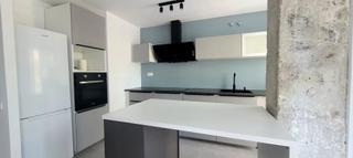 Appartement à Avinguda de béjar 172. Piso recien reformado ideal familias jovenes Appartement à Avinguda de béjar 172. Piso recien reformado ideal familias jovenes