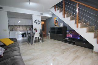 Duplex Calle isern. Duplex como nuevo en el centro Duplex Calle isern. Duplex como nuevo en el centro