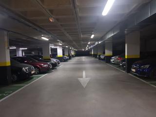 Alquiler Parking coche en Avenida de juan pablo ii 1. Plaza de coche grande en alquiler Alquiler Parking coche en Avenida de juan pablo ii 1. Plaza de coche grande en alquiler