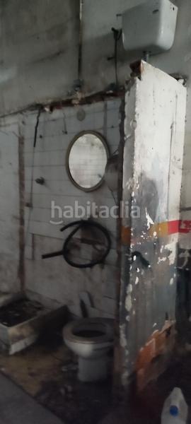 Foto 4b95e2b5-f6a8-4f8c-8b60-0fcf4312bb4f. Local comercial a Llefià Badalona Foto 4b95e2b5-f6a8-4f8c-8b60-0fcf4312bb4f. Local comercial a Llefià Badalona