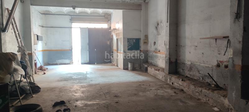 Foto a1b01c1d-b738-4f8c-b52b-57b4b25d887d. Local comercial a Llefià Badalona Foto a1b01c1d-b738-4f8c-b52b-57b4b25d887d. Local comercial a Llefià Badalona