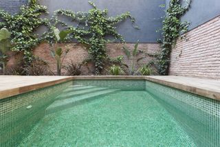 Barcelona - Carrer Sant Joan De Malta, 117