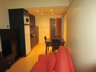 Lloguer Apartament Carrer unio. 1 hab centro amueblado Lloguer Apartament Carrer unio. 1 hab centro amueblado