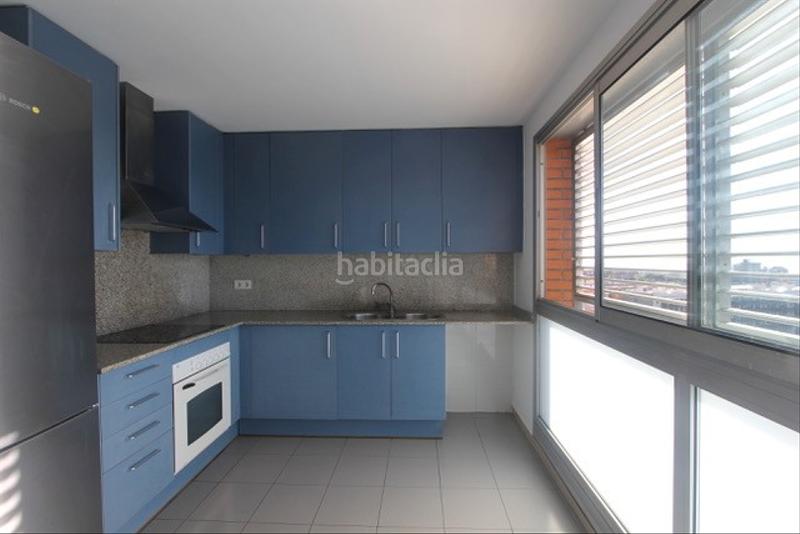 Foto 035fd8be-9329-4f15-82fe-25f0c826db2a. Miete zweistöckige wohnung in avinguda dels vents 1 in Badalona Foto 035fd8be-9329-4f15-82fe-25f0c826db2a. Miete zweistöckige wohnung in avinguda dels vents 1 in Badalona