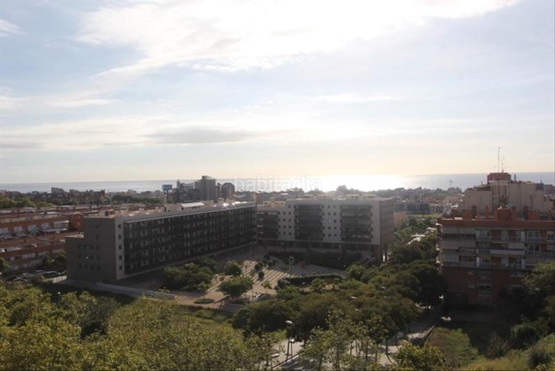 Foto 9e089e6e-d800-4a3d-b7da-98af87eb8e21. Miete zweistöckige wohnung in avinguda dels vents 1 in Badalona Foto 9e089e6e-d800-4a3d-b7da-98af87eb8e21. Miete zweistöckige wohnung in avinguda dels vents 1 in Badalona