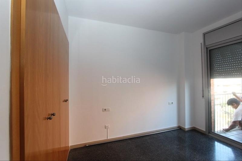 Foto ea593b66-b4a0-4e7f-89e2-d20537a2124d. Miete zweistöckige wohnung in avinguda dels vents 1 in Badalona Foto ea593b66-b4a0-4e7f-89e2-d20537a2124d. Miete zweistöckige wohnung in avinguda dels vents 1 in Badalona