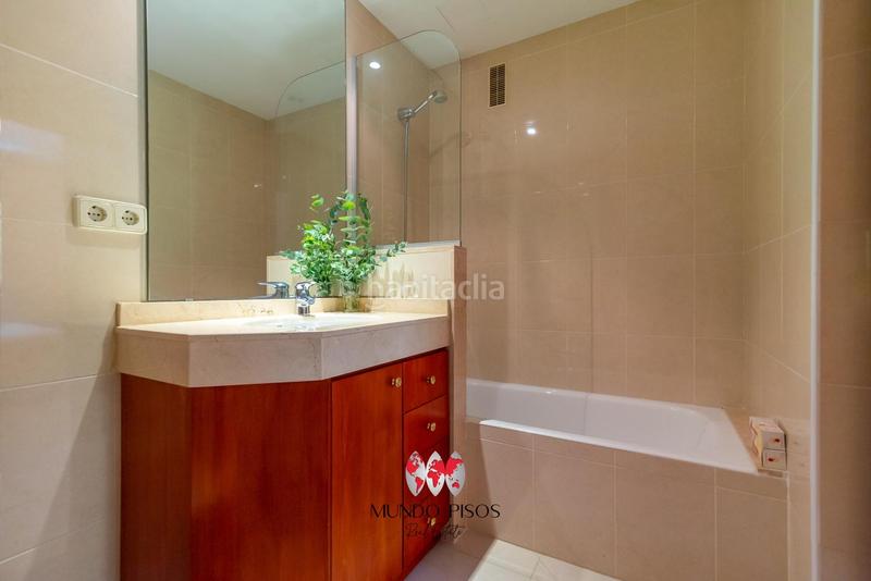 Foto 254b76ef-e3cc-4763-8b59-ebf529e3511a. Pis amb calefacció a Arxiduc Palma de Mallorca Foto 254b76ef-e3cc-4763-8b59-ebf529e3511a. Pis amb calefacció a Arxiduc Palma de Mallorca