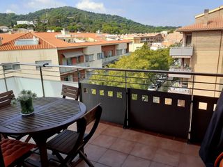 Ático Avinguda costa brava. Ático con gran zona comunitaria Ático Avinguda costa brava. Ático con gran zona comunitaria