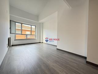 Appartement . girona. Sol, ciudad y espacio girona te espera Appartement . girona. Sol, ciudad y espacio girona te espera