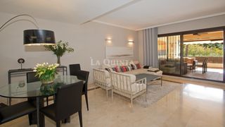 Alquiler Planta baja en Urbanización horno de la miera 23. Bajo de dos dormitorios en primera linea de golf marbella Alquiler Planta baja en Urbanización horno de la miera 23. Bajo de dos dormitorios en primera linea de golf marbella