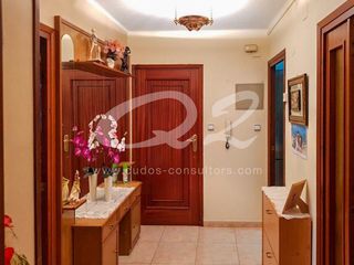 Affitto Appartamento Carrer sant diego de califòrnia. Piso con 4 habitaciones amueblado con ascensor, calefacción y ai Affitto Appartamento Carrer sant diego de califòrnia. Piso con 4 habitaciones amueblado con ascensor, calefacción y ai
