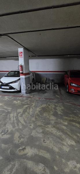 Foto d65dabea-0ba8-4d5a-a3f7-bc3a0e3aa8cf. Parking voiture dans Hostafrancs Barcelona Foto d65dabea-0ba8-4d5a-a3f7-bc3a0e3aa8cf. Parking voiture dans Hostafrancs Barcelona