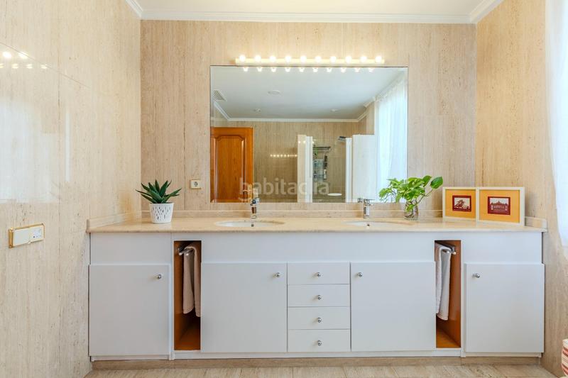 Foto aad83bce-9852-4725-bbee-54004fdf1bb0. Casa amb calefacció aparcament piscina a Montesol Eliana (l´) Foto aad83bce-9852-4725-bbee-54004fdf1bb0. Casa amb calefacció aparcament piscina a Montesol Eliana (l´)