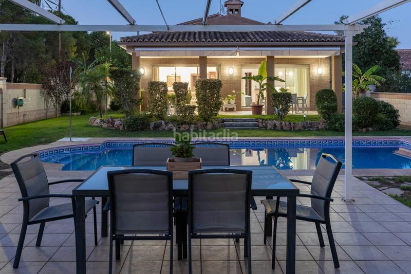 Foto e5e1197e-f951-4b7e-9447-1356524723f2. Casa amb calefacció aparcament piscina a Montesol Eliana (l´) Foto e5e1197e-f951-4b7e-9447-1356524723f2. Casa amb calefacció aparcament piscina a Montesol Eliana (l´)