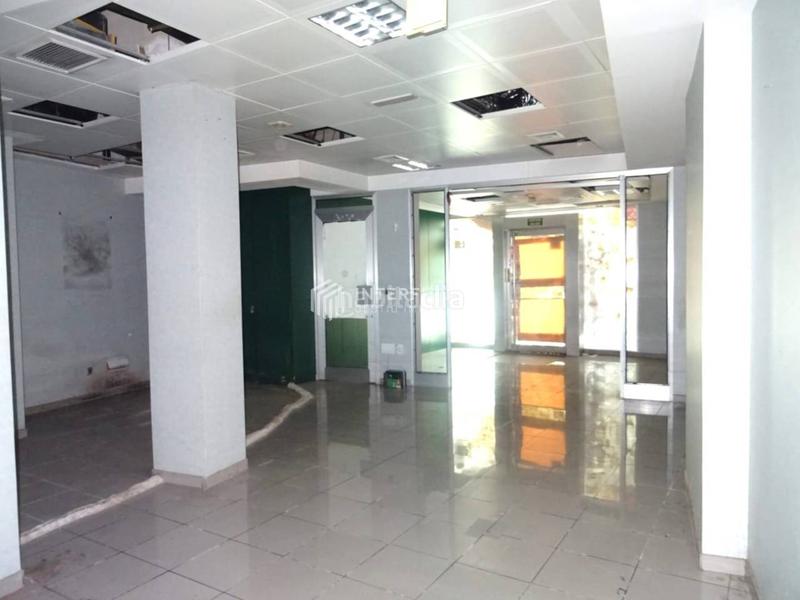 Foto 6b527c2b-bf8d-4947-9287-77a7f73e9351. Alquiler local comercial local en alquiler en bonavistaBufalà08915 en Badalona Foto 6b527c2b-bf8d-4947-9287-77a7f73e9351. Alquiler local comercial local en alquiler en bonavistaBufalà08915 en Badalona