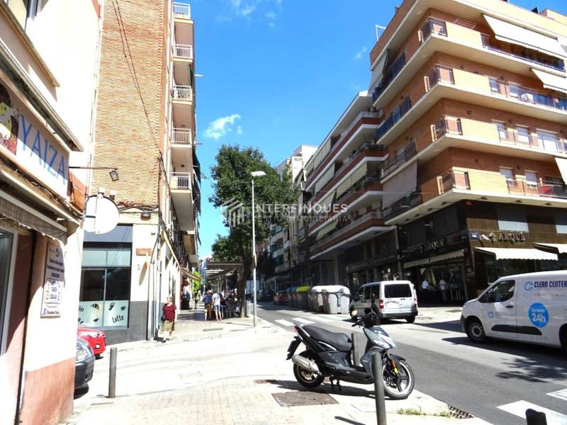 Foto 8c639063-8357-4f76-8e2a-a79bf6969865. Lloguer local comercial a Bufalà Badalona Foto 8c639063-8357-4f76-8e2a-a79bf6969865. Lloguer local comercial a Bufalà Badalona