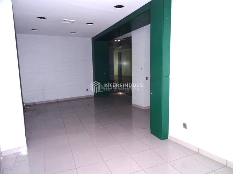 Foto b07bd56e-b5b1-4abb-989d-4ae8fc34c48d. Lloguer local comercial a Bufalà Badalona Foto b07bd56e-b5b1-4abb-989d-4ae8fc34c48d. Lloguer local comercial a Bufalà Badalona