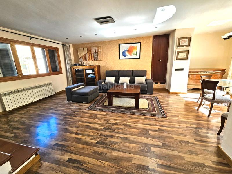 Foto 27336553-524e-4e56-a3f2-00801cef3162. Rent chalet with heating parking in Son Amonda - Reis Catòlics Inca Foto 27336553-524e-4e56-a3f2-00801cef3162. Rent chalet with heating parking in Son Amonda - Reis Catòlics Inca