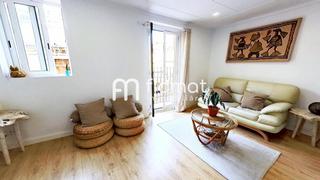 Pis  De cuirateries. Piso en parte alta con licencia turística Pis  De cuirateries. Piso en parte alta con licencia turística