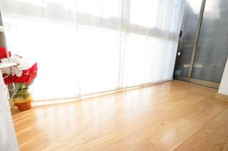 Pis a Bon Pastor. Piso en venta con balcón - muy luminoso Pis a Bon Pastor. Piso en venta con balcón - muy luminoso