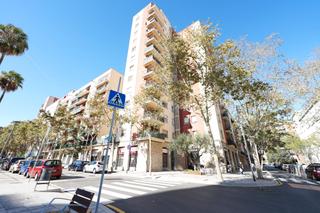 Pis  Carrer del cardenal tedeschini. Piso en las cuatro torres del congres i els indians Pis  Carrer del cardenal tedeschini. Piso en las cuatro torres del congres i els indians