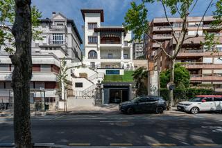 Apartament Paseo paseo de menéndez pelayo. Un apartamento de lujo y diseño en menéndez pelayo Apartament Paseo paseo de menéndez pelayo. Un apartamento de lujo y diseño en menéndez pelayo
