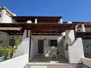 Casa adosada Calle las ventanicas, 142. Encantador chalet adosado con piscina, terraza y garaje en excel Casa adosada Calle las ventanicas, 142. Encantador chalet adosado con piscina, terraza y garaje en excel