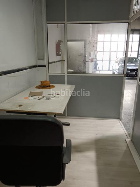 Foto 1b29568d-8c6c-4542-9c9d-bb32c3e6ff33. Local comercial amplio local con vado en Llefià Badalona Foto 1b29568d-8c6c-4542-9c9d-bb32c3e6ff33. Local comercial amplio local con vado en Llefià Badalona