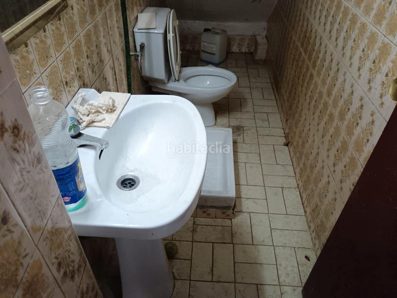 Foto 24f3f232-324c-4b6f-a757-0b77cebd7942. Local comercial amplio local con vado en Llefià Badalona Foto 24f3f232-324c-4b6f-a757-0b77cebd7942. Local comercial amplio local con vado en Llefià Badalona