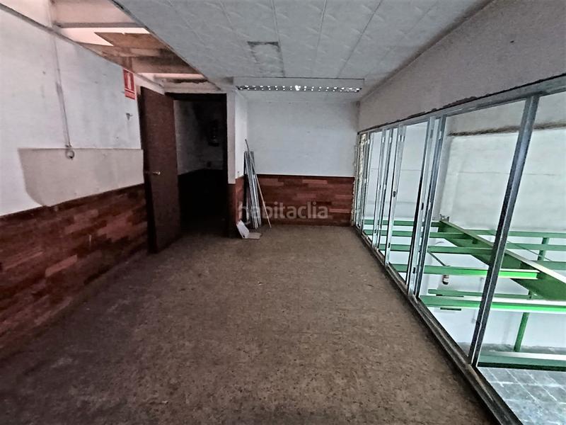 Foto 2cf29451-b732-44c2-9ea1-43973179f99b. Local comercial amplio local con vado en Llefià Badalona Foto 2cf29451-b732-44c2-9ea1-43973179f99b. Local comercial amplio local con vado en Llefià Badalona