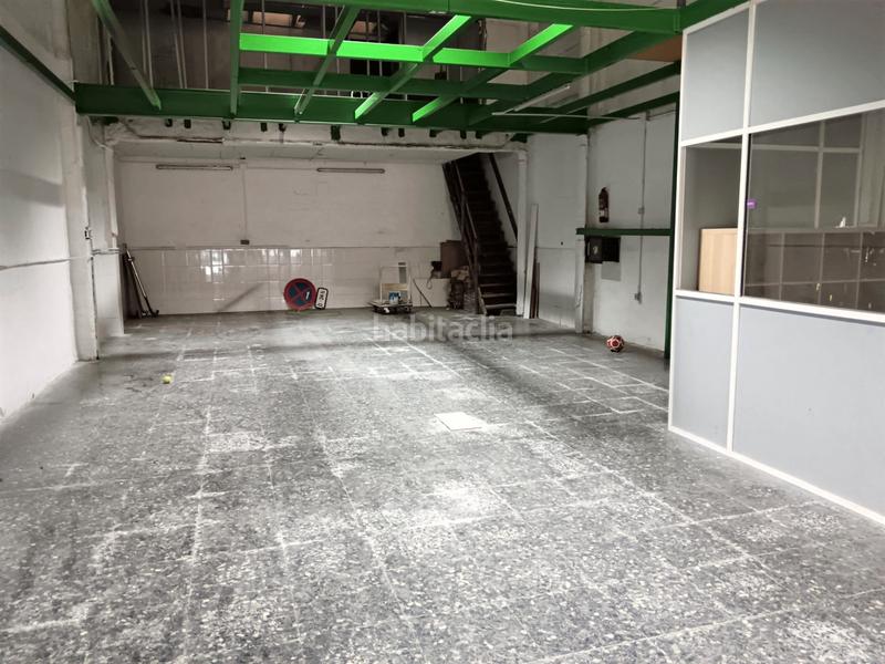 Foto 99333d88-59d8-4313-a7de-813feb9c4ec0. Local comercial amplio local con vado en Llefià Badalona Foto 99333d88-59d8-4313-a7de-813feb9c4ec0. Local comercial amplio local con vado en Llefià Badalona