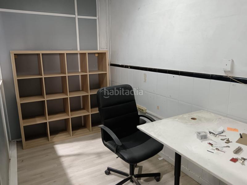 Foto d39b6f68-6fe7-4a87-beca-b7ca8da51204. Local comercial amplio local con vado en Llefià Badalona Foto d39b6f68-6fe7-4a87-beca-b7ca8da51204. Local comercial amplio local con vado en Llefià Badalona