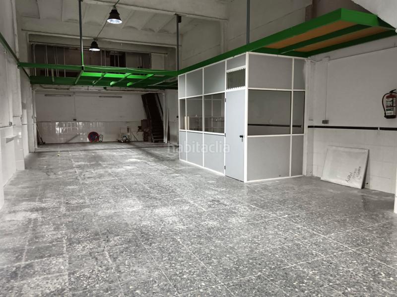 Foto e031f69d-f053-4244-8442-6d3c6f83c841. Local comercial amplio local con vado en Llefià Badalona Foto e031f69d-f053-4244-8442-6d3c6f83c841. Local comercial amplio local con vado en Llefià Badalona