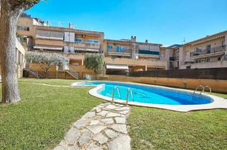 Pis  Carrer de sumella. Calle de sumella, (cubelles) Pis  Carrer de sumella. Calle de sumella, (cubelles)