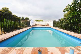 Xalet en Polígono del Aeropuerto. Chalet urbano para entrar a vivir Xalet en Polígono del Aeropuerto. Chalet urbano para entrar a vivir