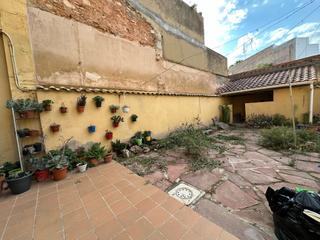 Casa aparellada a Zona Concordia Casa aparellada a Zona Concordia