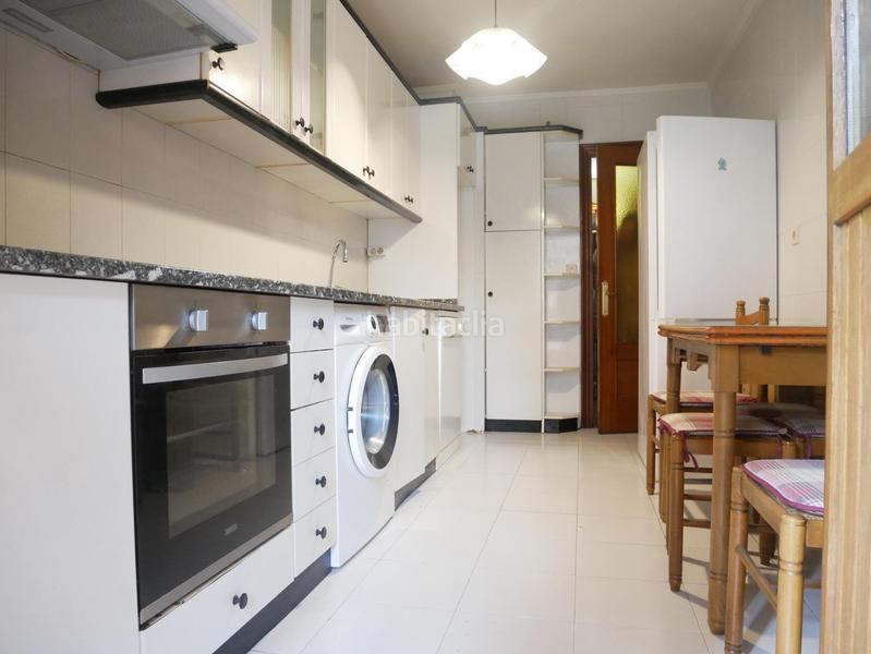 Foto da5bfd19-9d40-41eb-9169-d4b2e637c7af. Flat with heating parking in Kalero-Basozelai Basauri Foto da5bfd19-9d40-41eb-9169-d4b2e637c7af. Flat with heating parking in Kalero-Basozelai Basauri