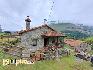 Casa a Arredondo. En pleno corazón de la montaña cántabra, cerca del asón y rodead Casa a Arredondo. En pleno corazón de la montaña cántabra, cerca del asón y rodead